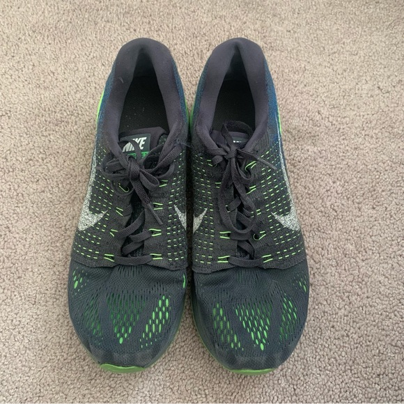 Nike Running Shoes - Picture 3 of 4